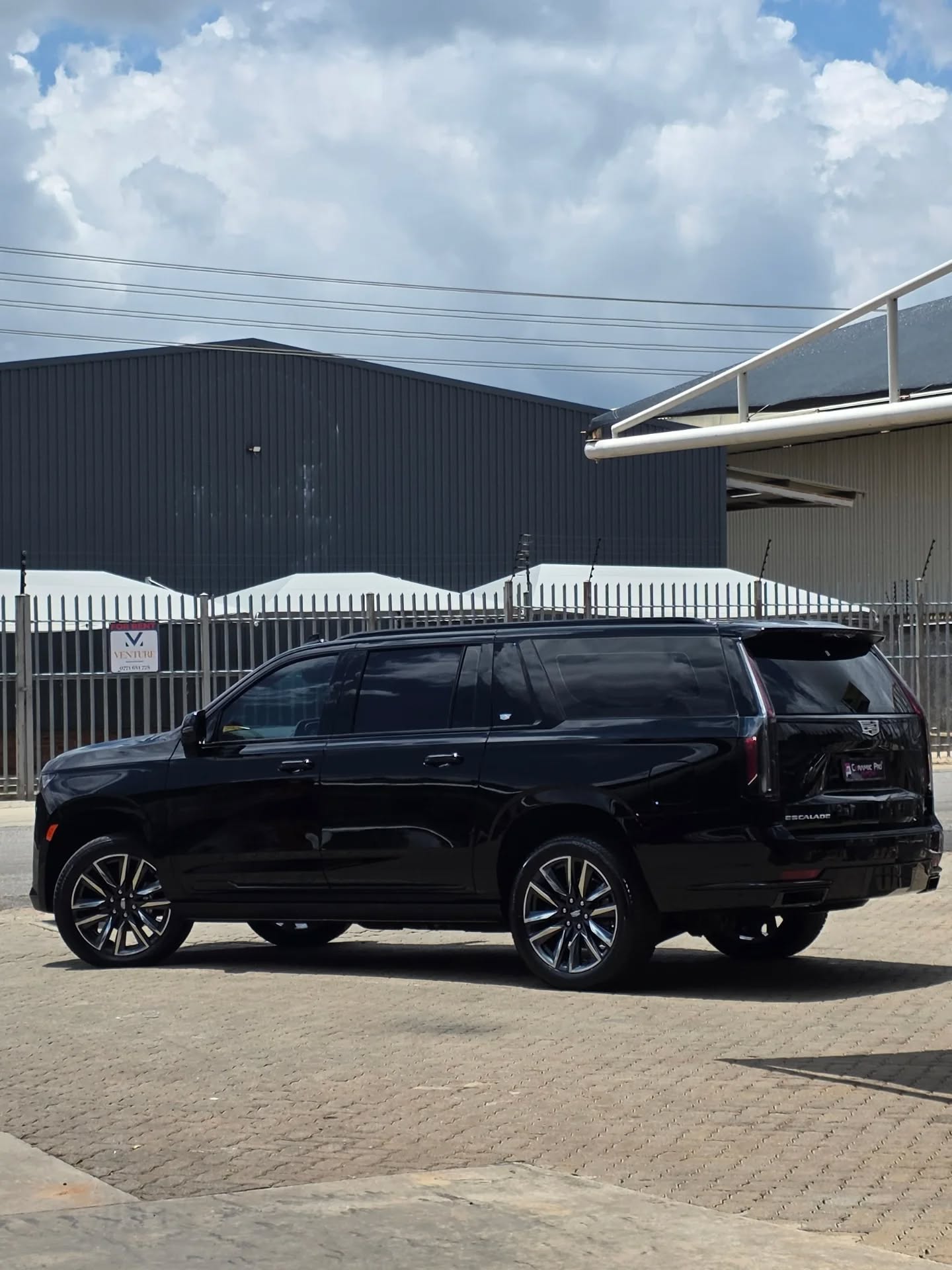 Cadillac Escalade - SprayTech